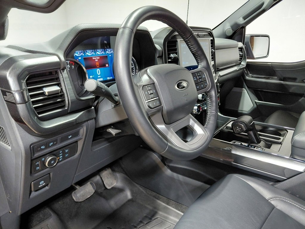 Certified 2022 Ford F150 XLT w/ Equipment Group 302A High image 26