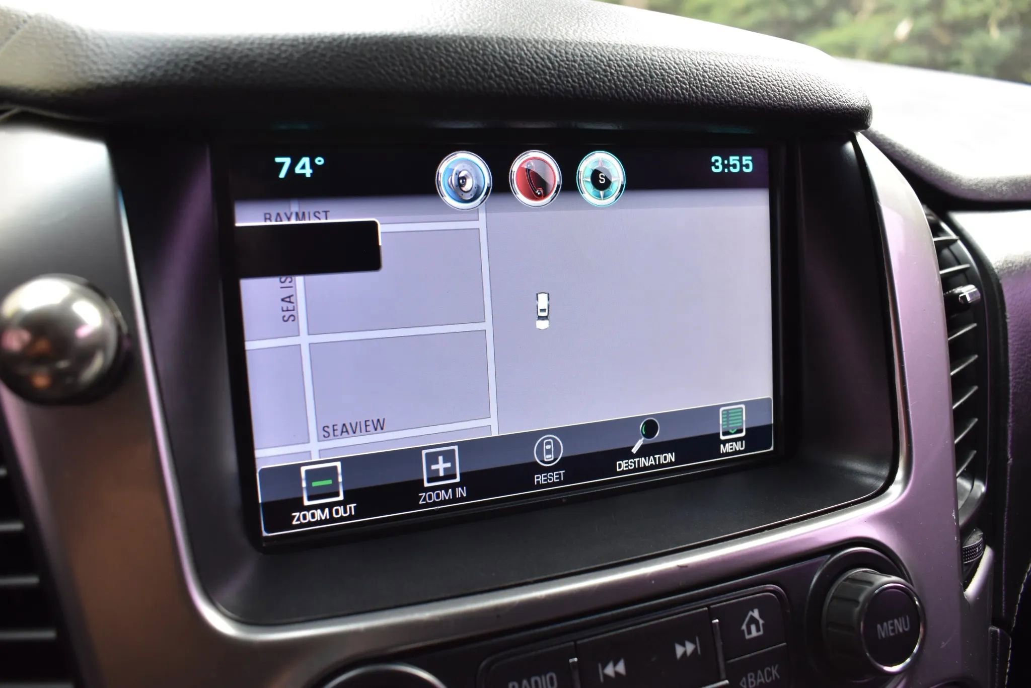 Used 2015 Chevrolet Tahoe LTZ RWD image 17