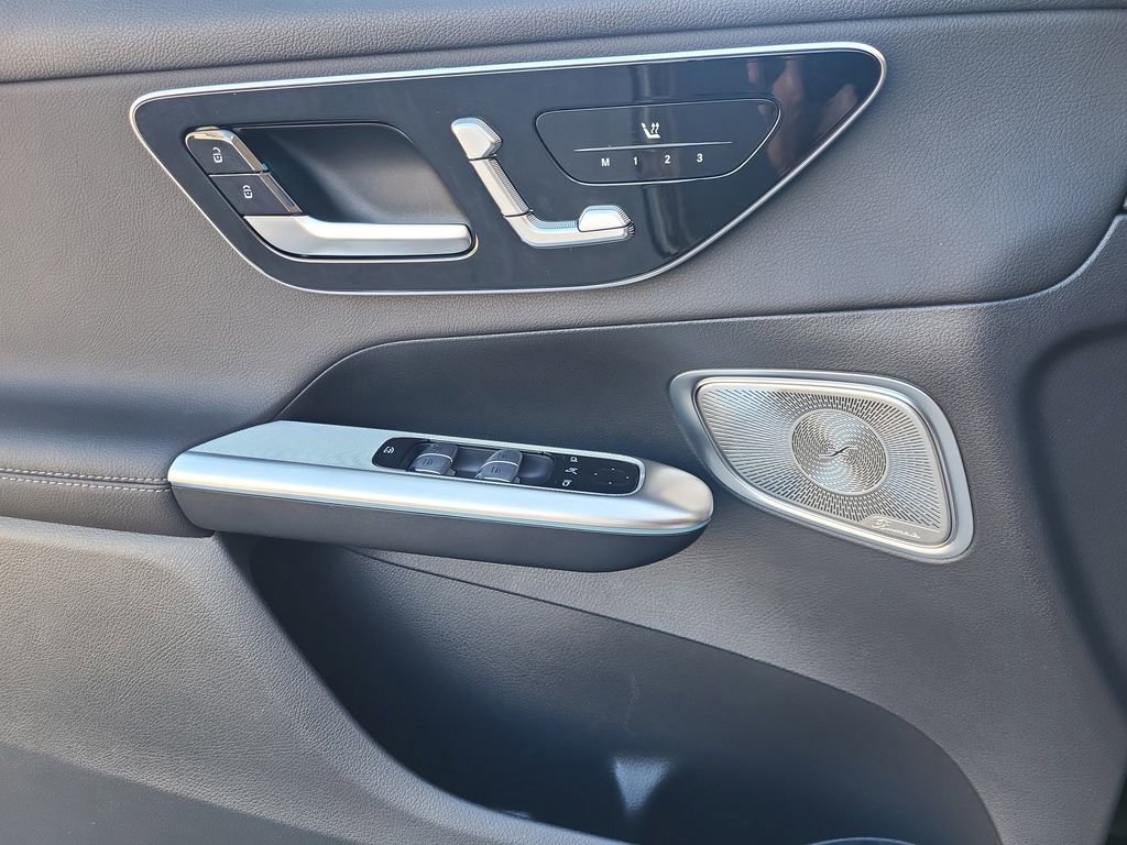 Used 2026 Mercedes-Benz GLC 300 4MATIC image 22