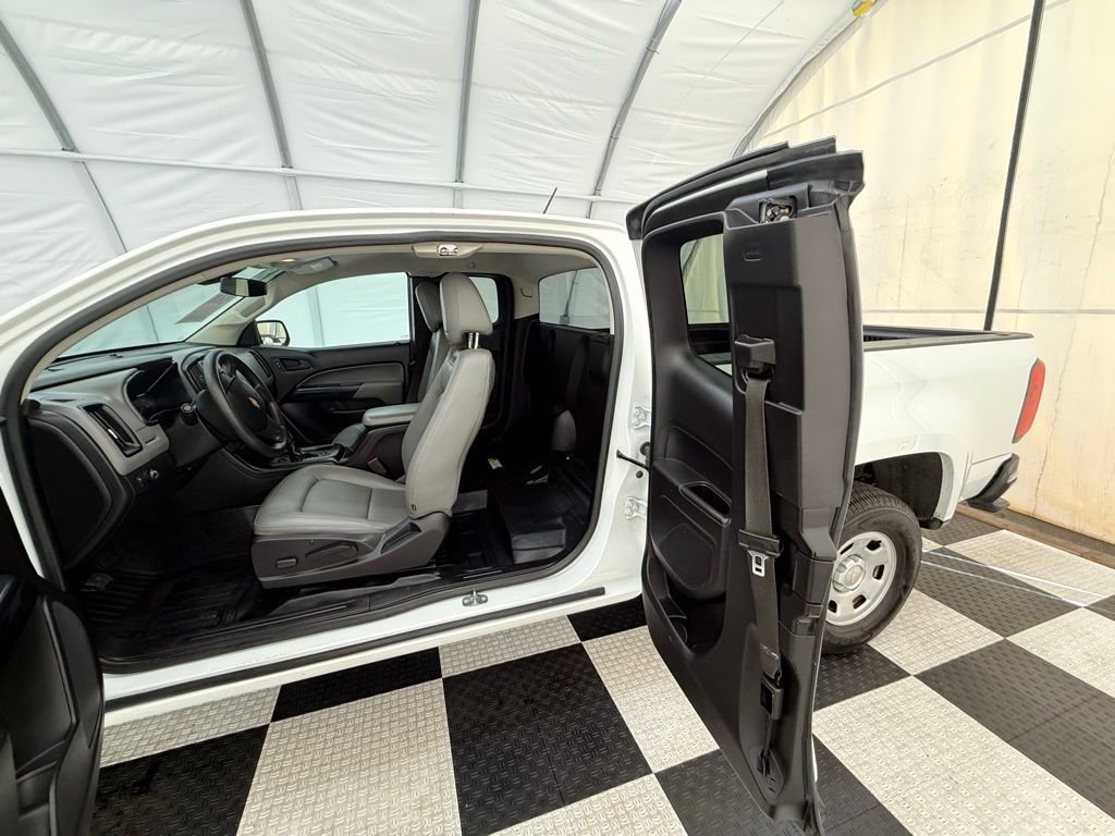 Used 2018 Chevrolet Colorado W/T image 13