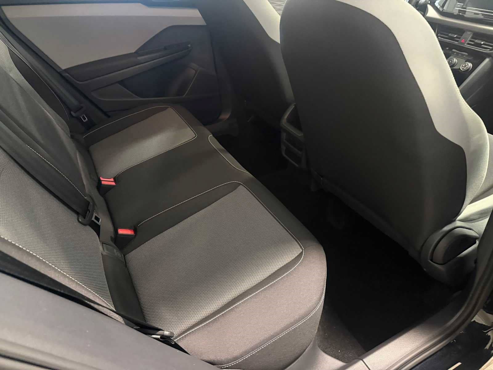 Certified 2023 Volkswagen Taos S FWD image 20
