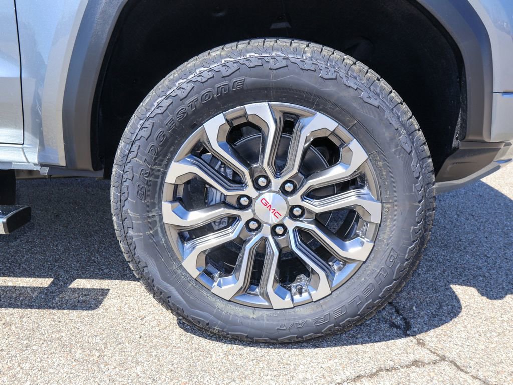 New 2026 GMC Canyon Denali image 32