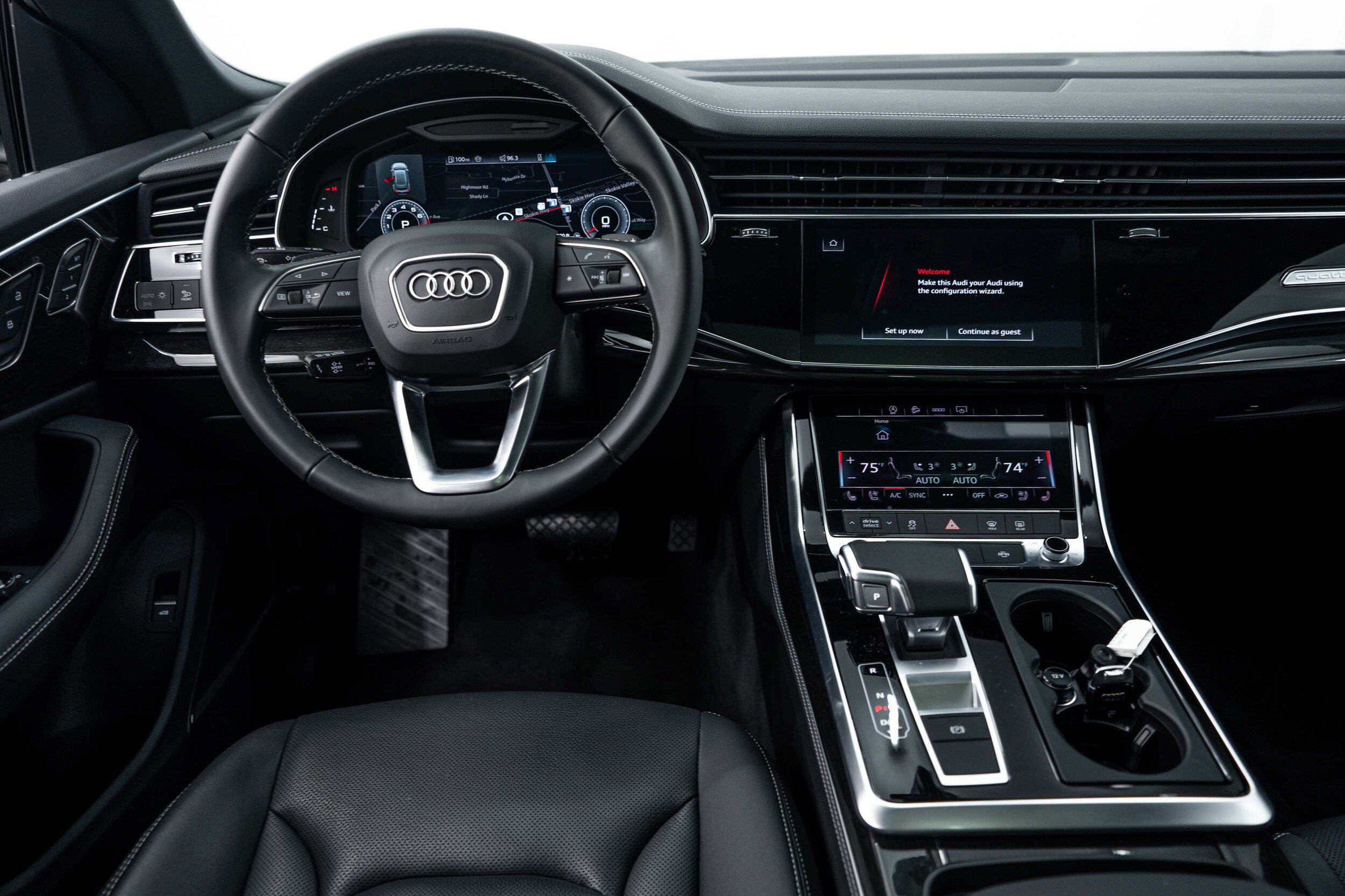 Certified 2025 Audi Q8 Premium Plus w/ Premium Plus Package AWD/4WD image 19