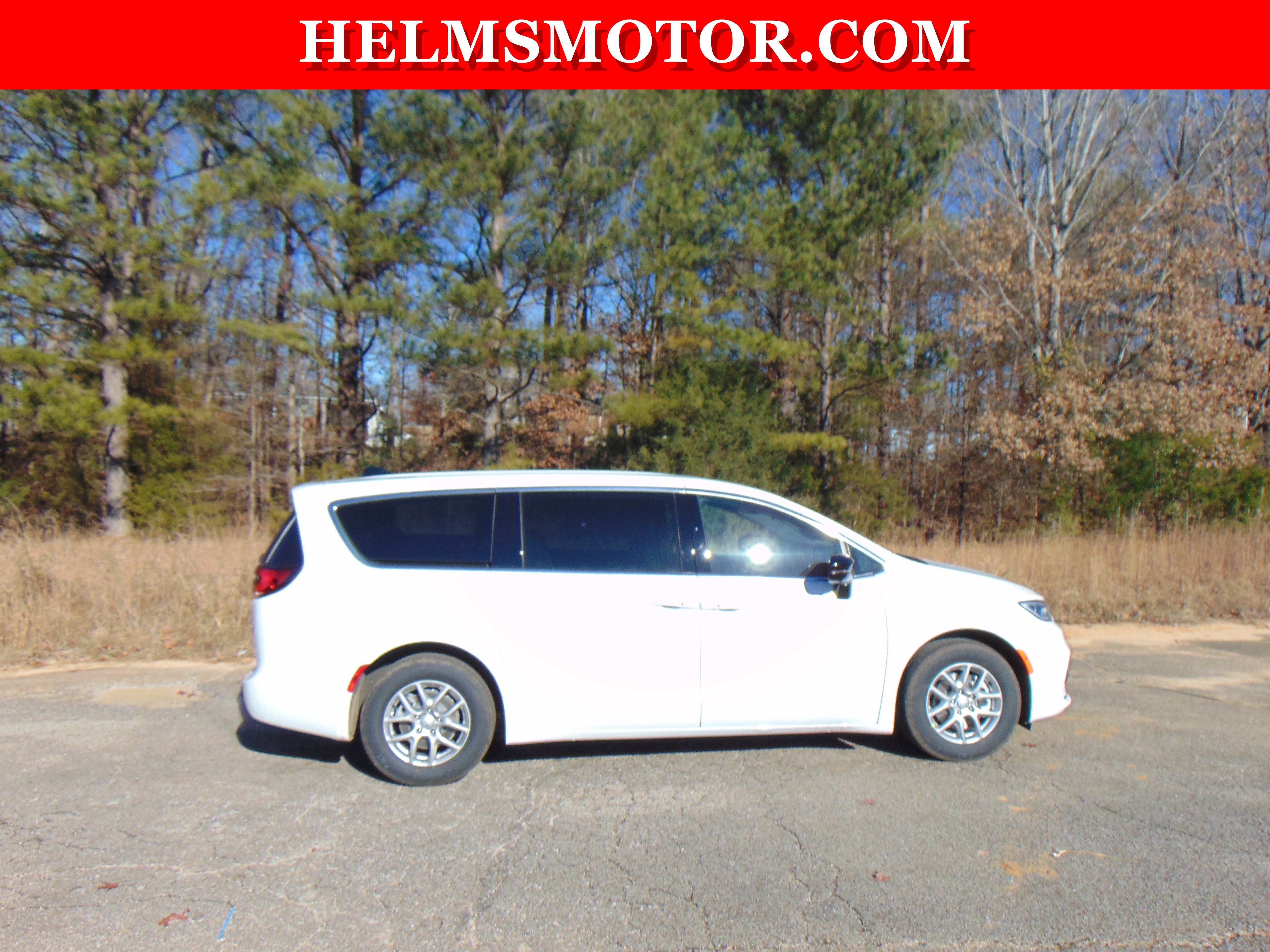 New 2026 Chrysler Pacifica Select image 19