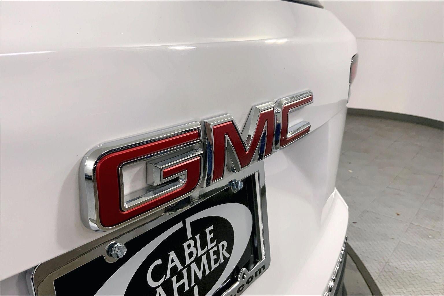 Used 2025 GMC Terrain Elevation AWD/4WD image 31