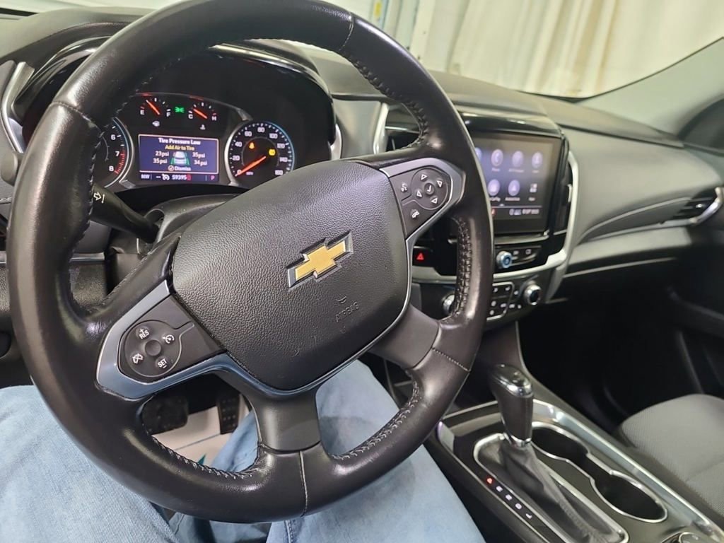 Used 2020 Chevrolet Traverse LT w/ LPO, Floor Liner Package image 8
