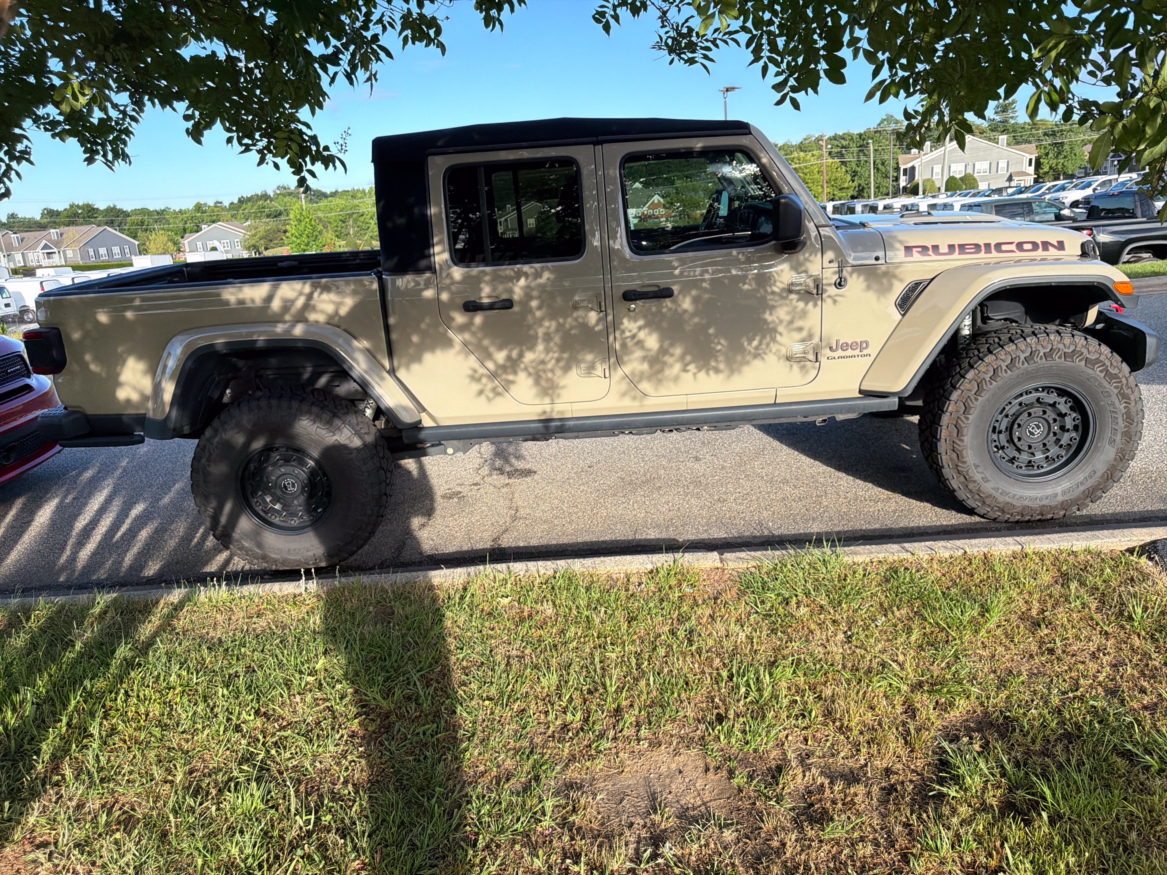 Used 2020 Jeep Gladiator Rubicon AWD/4WD image 11