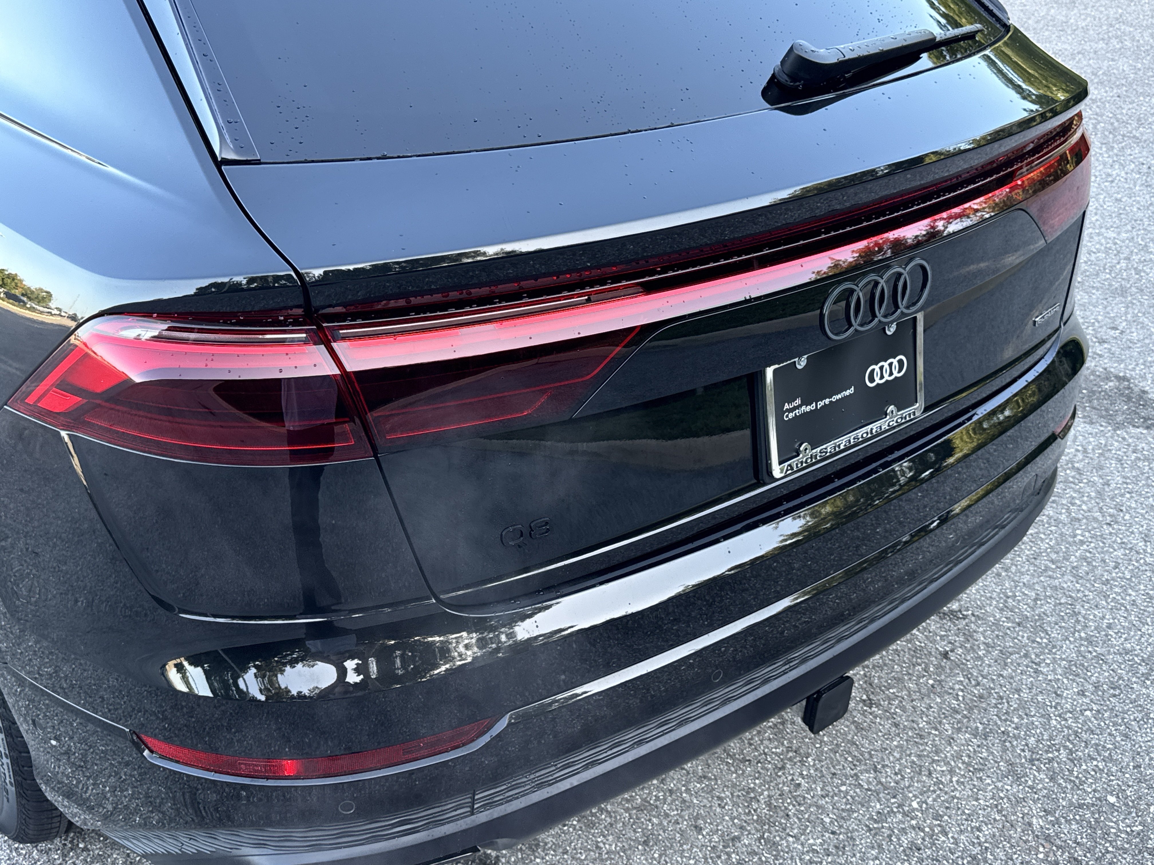 Certified 2025 Audi Q8 Premium AWD/4WD image 9