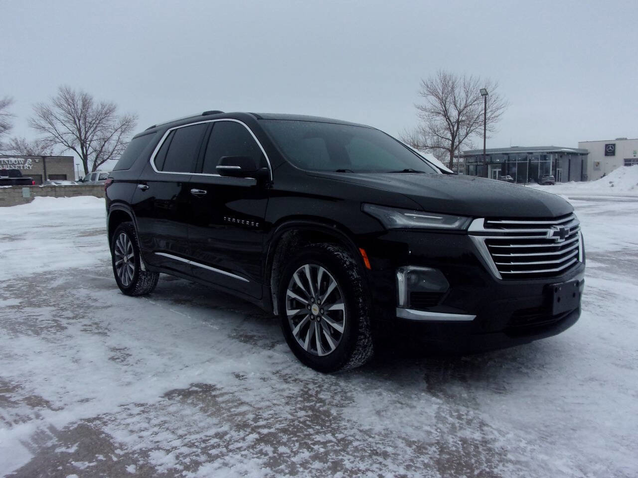 Used 2023 Chevrolet Traverse Premier image 4