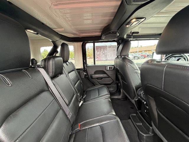 Used 2021 Jeep Wrangler Unlimited Sahara w/ Uconnect 4C Nav & Sound Group AWD/4WD image 19