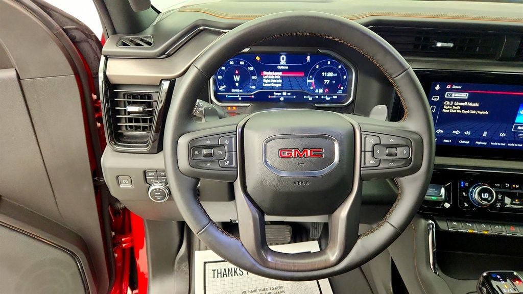 Used 2023 GMC Sierra 1500 AT4 w/ AT4 Premium Package AWD/4WD image 12