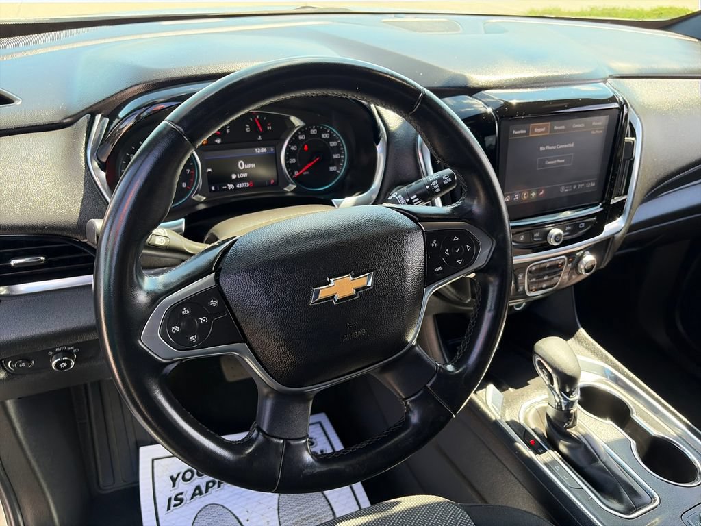 Used 2023 Chevrolet Traverse LT FWD image 19