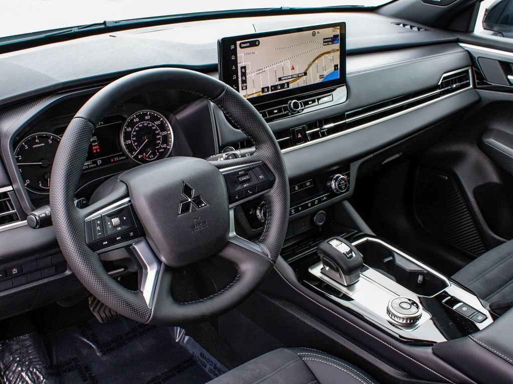 New 2026 Mitsubishi Outlander LE AWD/4WD image 15