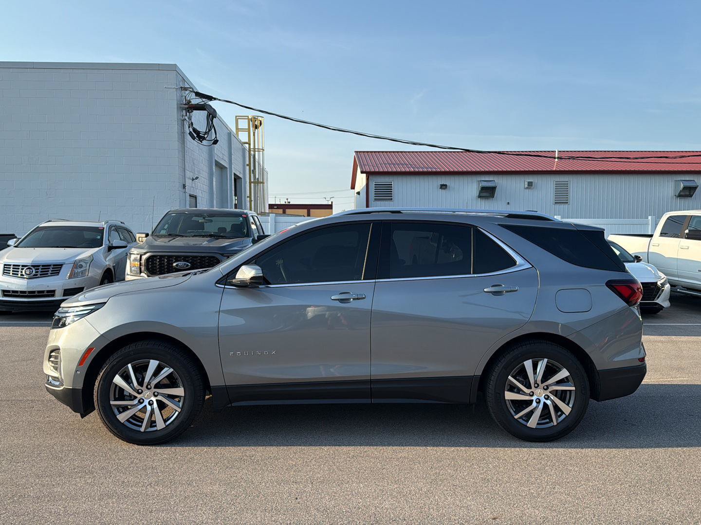 Used 2024 Chevrolet Equinox Premier FWD image 5