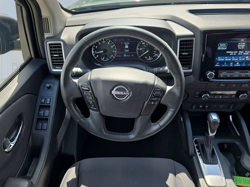 Used 2024 Nissan Frontier SV w/ SV Convenience Package RWD image 14