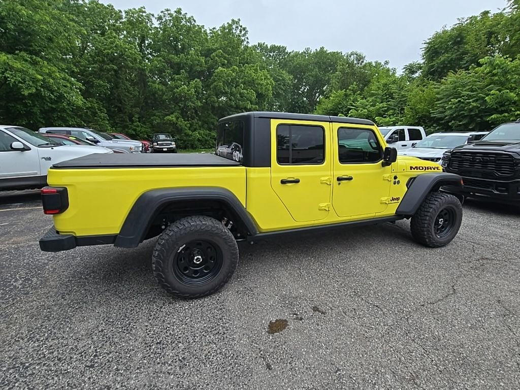 Used 2023 Jeep Gladiator Mojave w/ LED Lighting Group AWD/4WD image 8