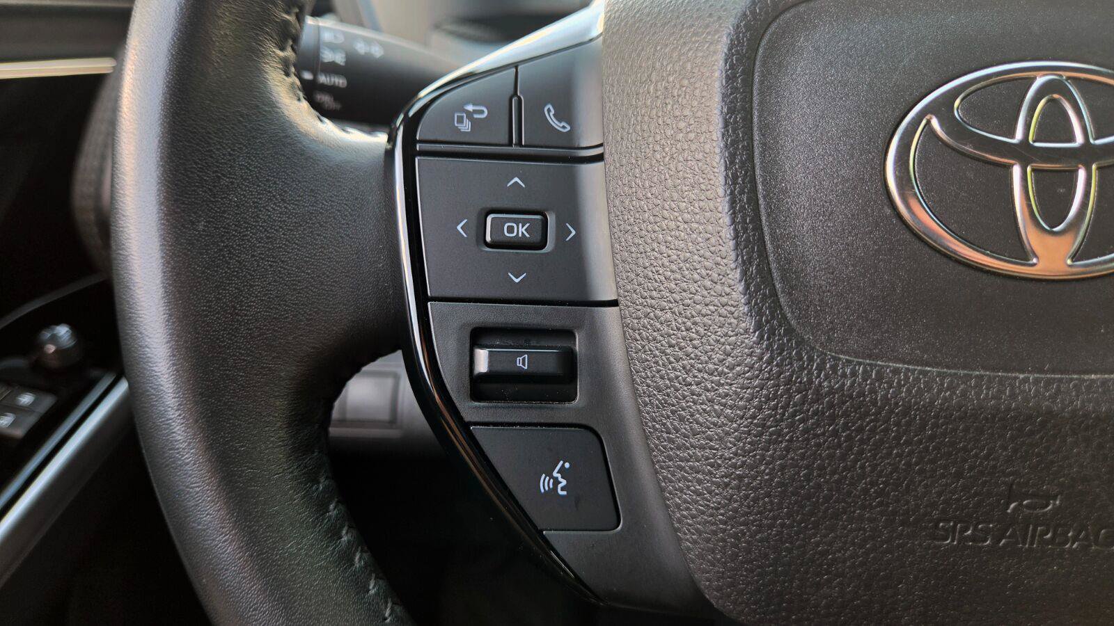 Used 2023 Toyota bZ4X AWD image 27