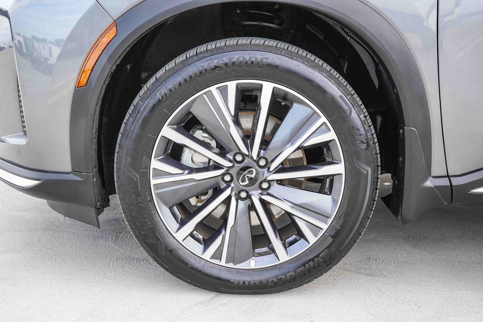 Used 2026 INFINITI QX60 Luxe w/ Cargo Package FWD image 11