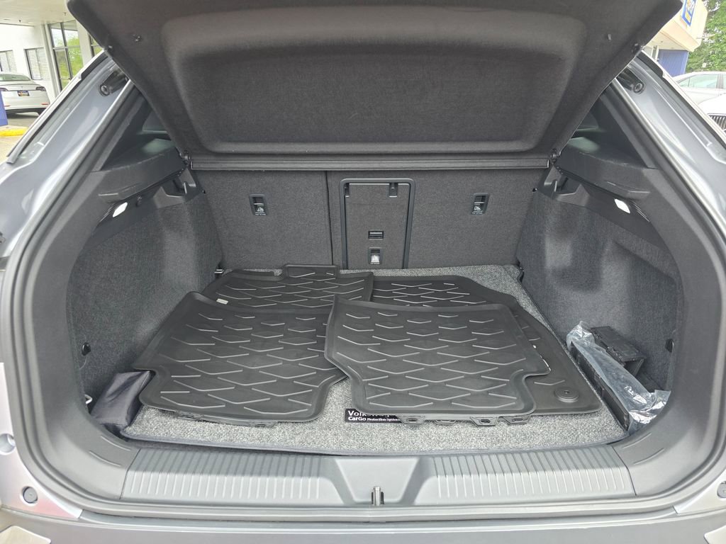 Used 2023 Volkswagen ID.4 Pro S AWD/4WD image 15