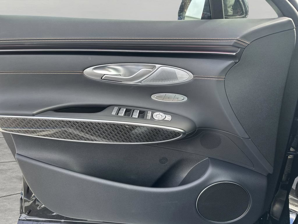 New 2026 Genesis GV70 3.5T Sport Prestige AWD/4WD image 30
