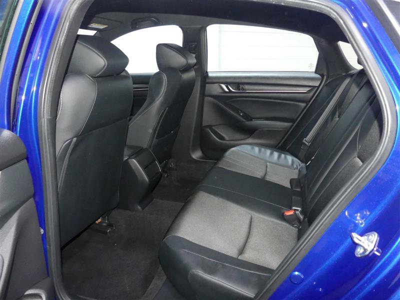 Used 2018 Honda Accord Sport image 26