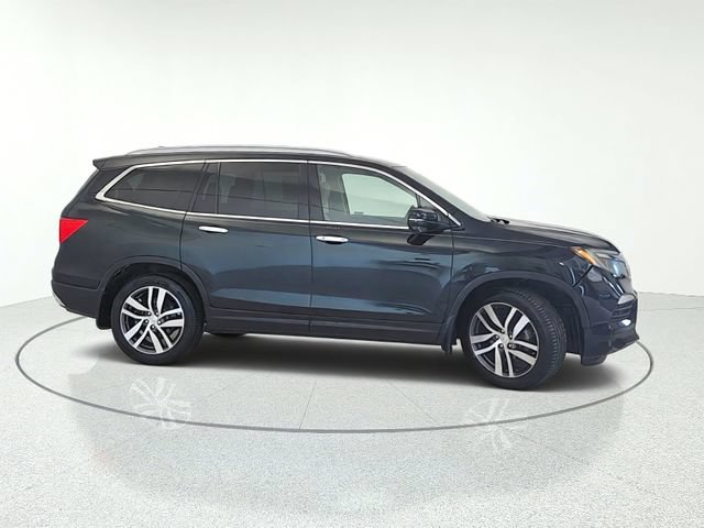 Used 2018 Honda Pilot Touring image 7