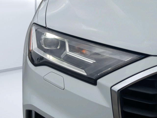 Used 2020 Audi Q7 2.0T Premium w/ Convenience Package AWD/4WD image 9
