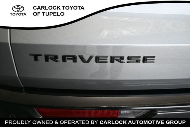 Used 2025 Chevrolet Traverse RS w/ LPO, Cargo Package FWD image 43