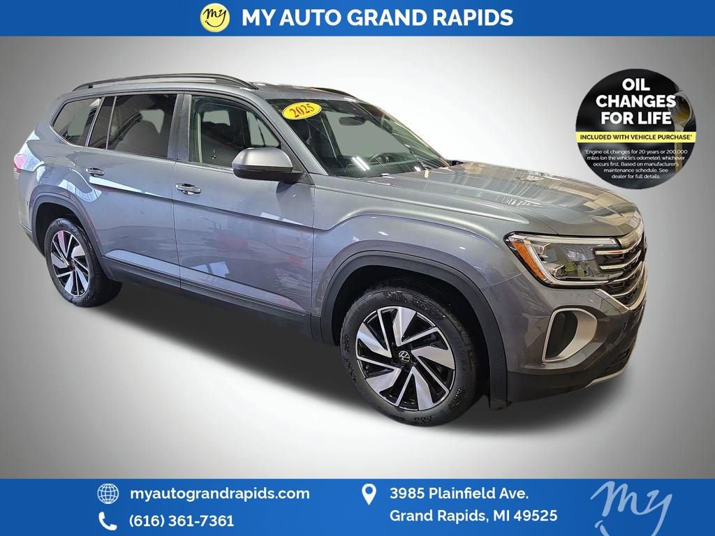 Used 2025 Volkswagen Atlas SE