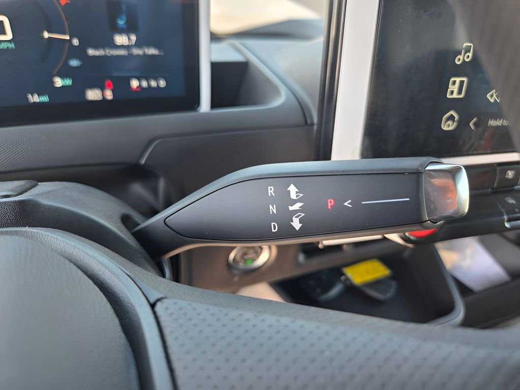 Used 2024 Chevrolet Brightdrop 600 w/ Commercial Equipment Package image 15