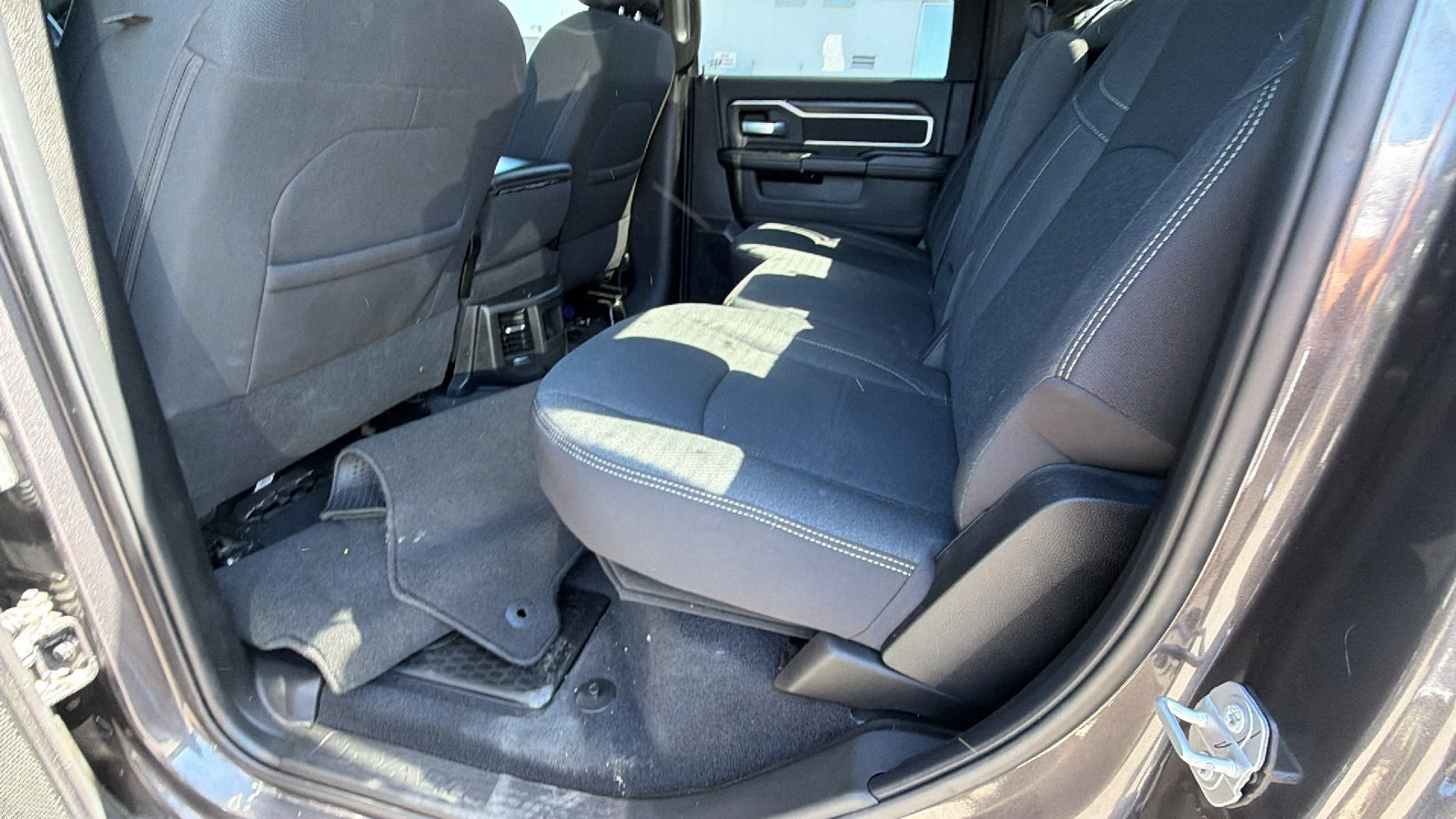 Certified 2025 RAM 2500 Big Horn AWD/4WD image 23
