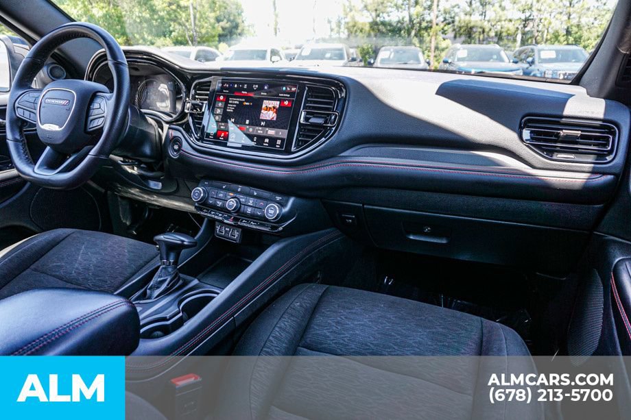 Used 2025 Dodge Durango GT RWD image 27