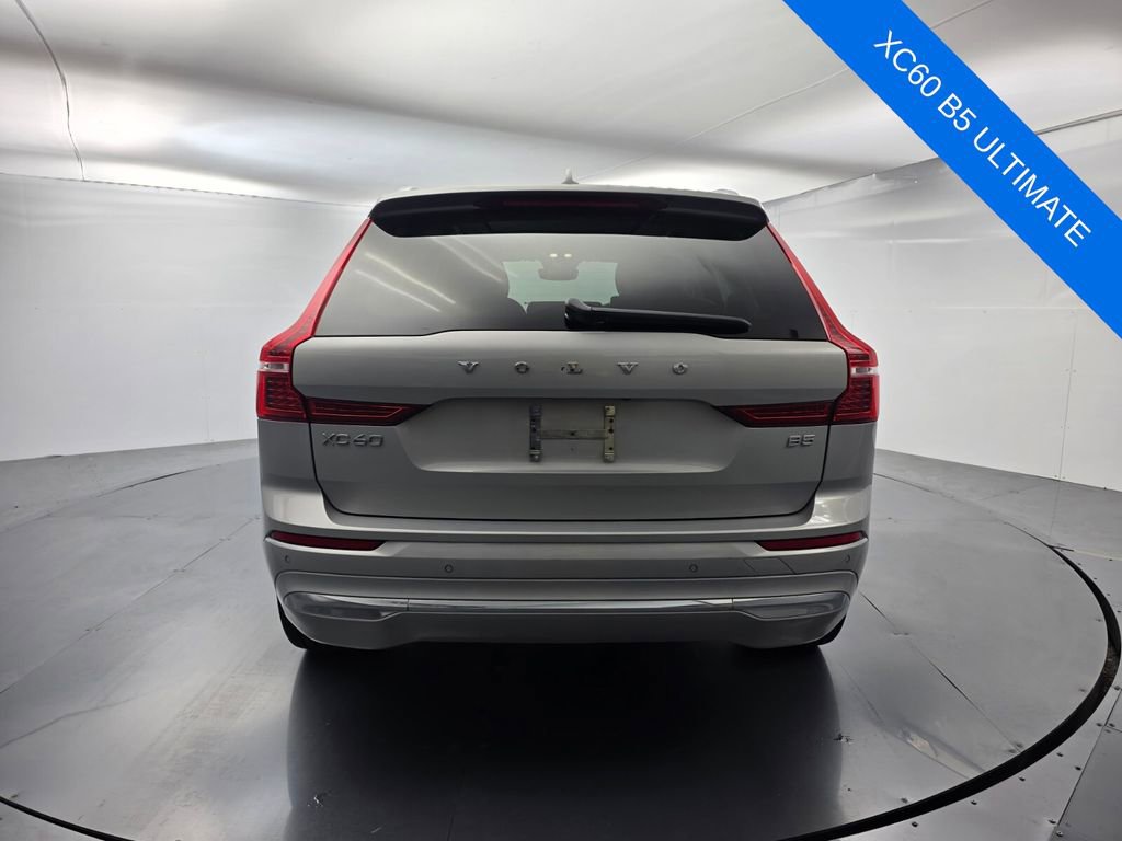 Used 2023 Volvo XC60 B5 Ultimate image 5