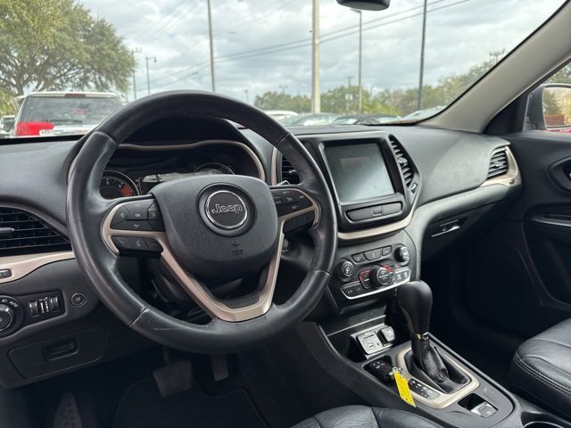 Used 2016 Jeep Cherokee Latitude w/ Comfort/Convenience Group image 22