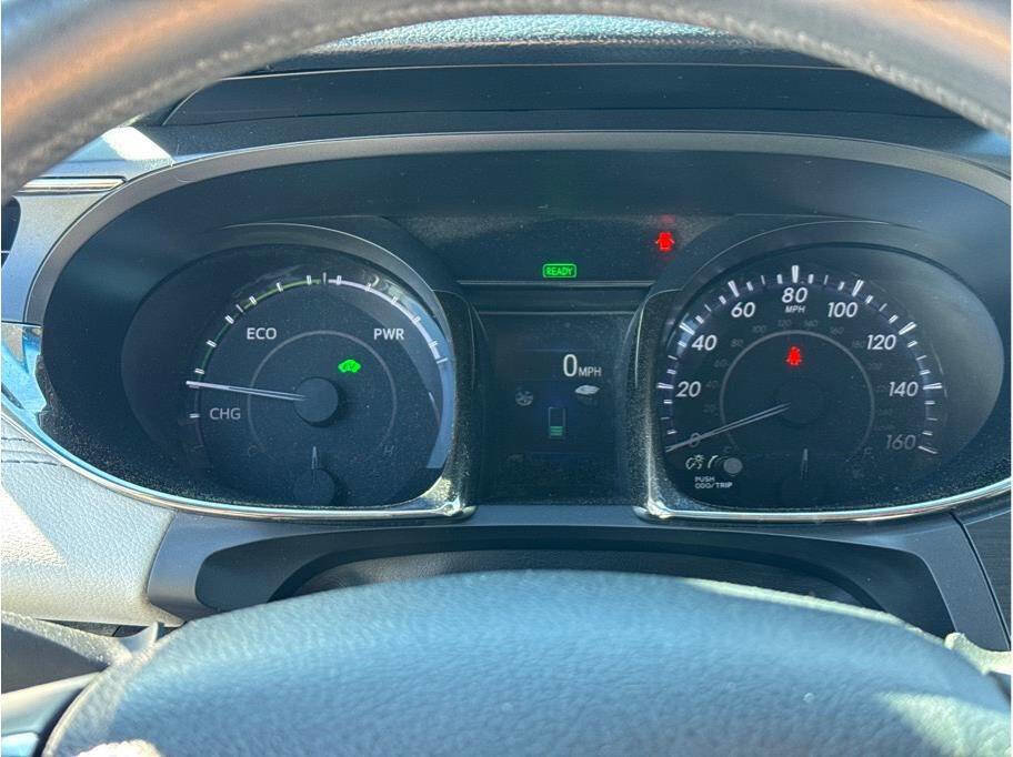 Used 2013 Toyota Avalon Limited image 6