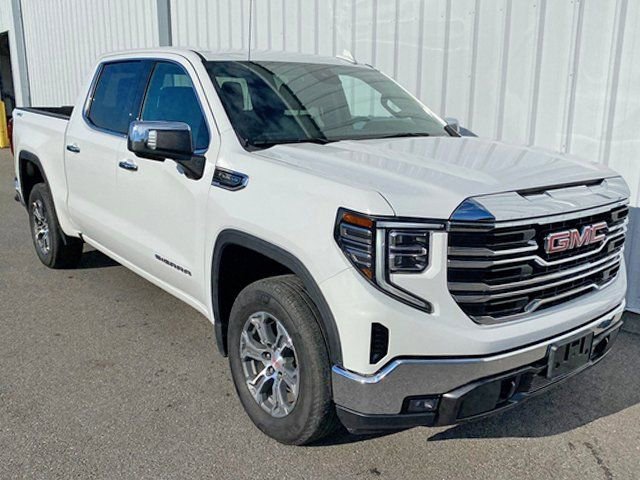 Used 2024 GMC Sierra 1500 SLT image 3