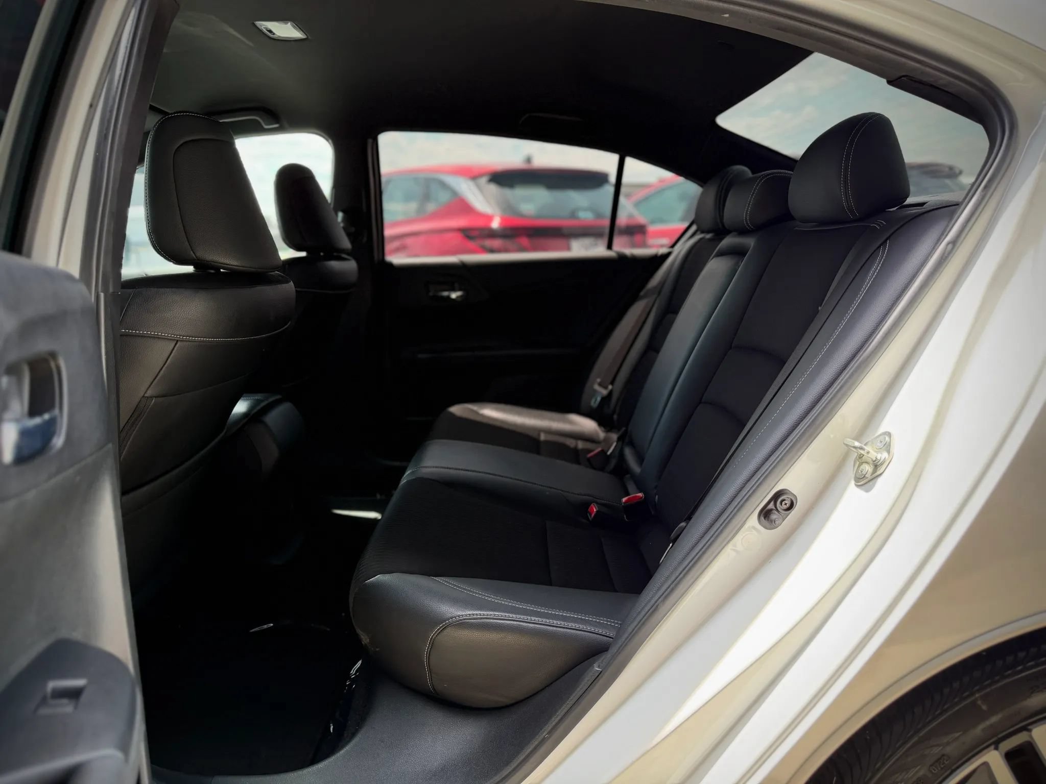 Used 2017 Honda Accord Sport image 15