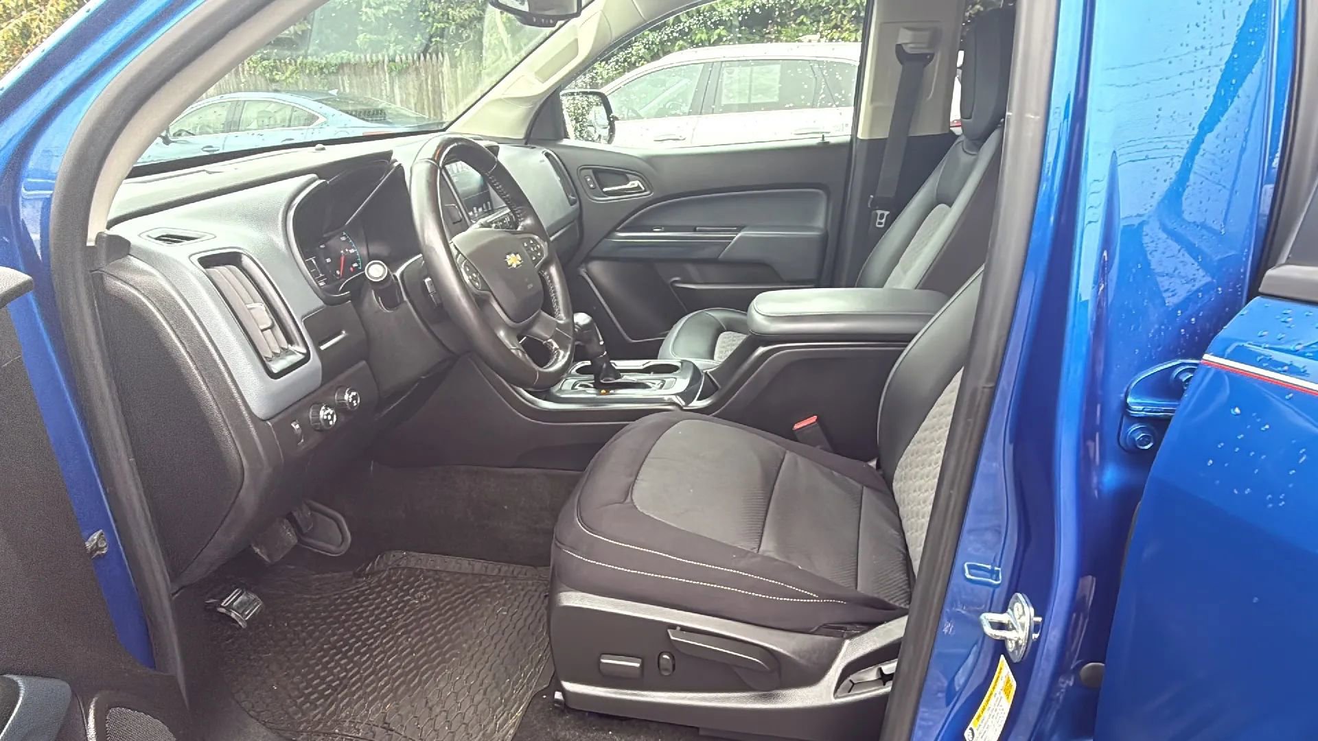 Used 2018 Chevrolet Colorado Z71 image 17