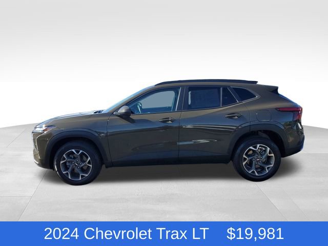 Certified 2024 Chevrolet Trax LT w/ LT Convenience Package FWD image 2
