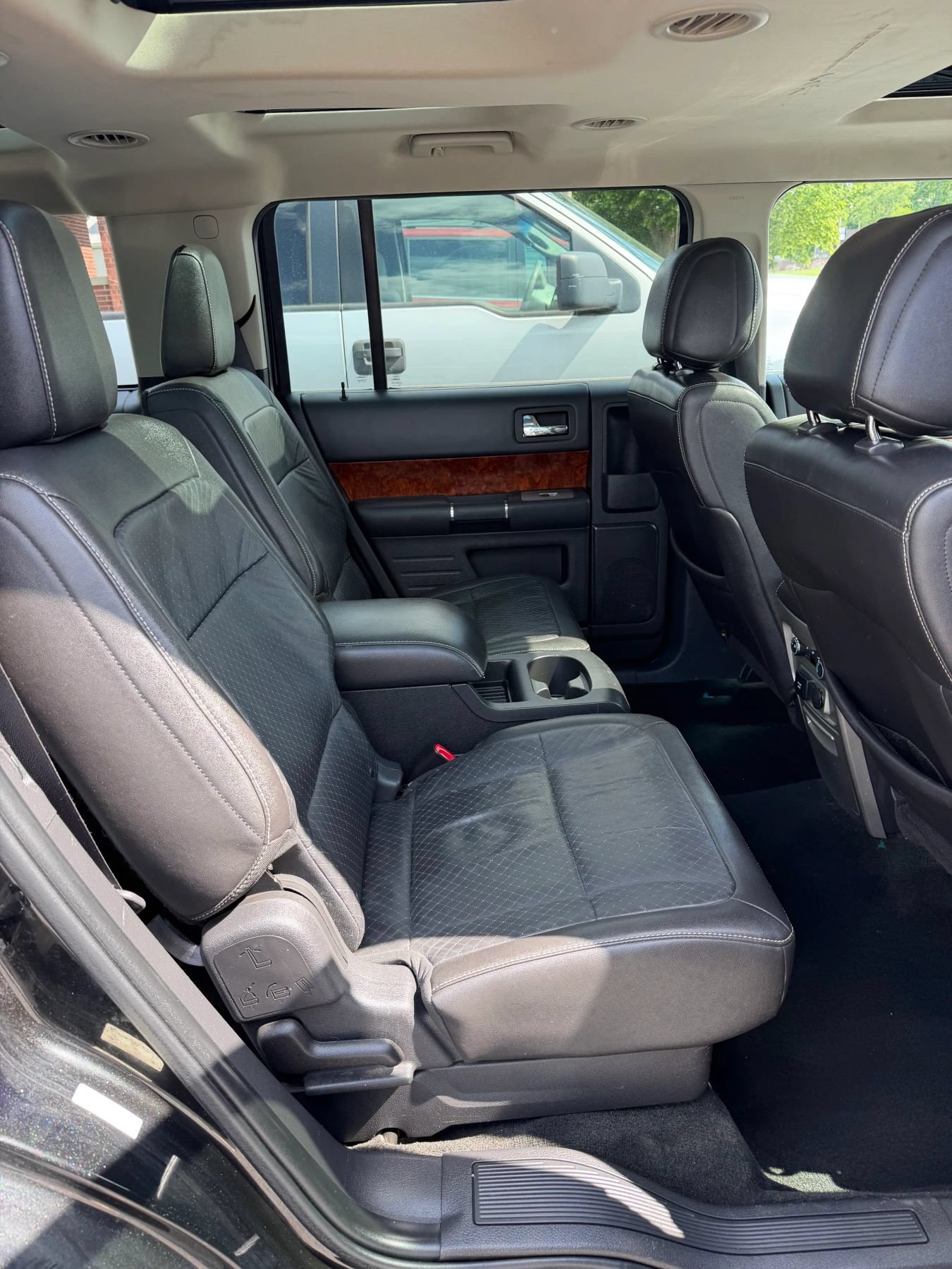 Used 2012 Ford Flex Limited w/ Equipment Group Order Code AWD/4WD image 16