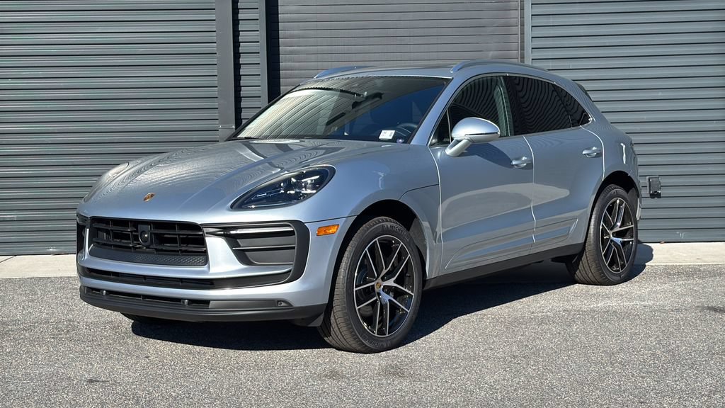 New 2026 Porsche Macan AWD/4WD image 1