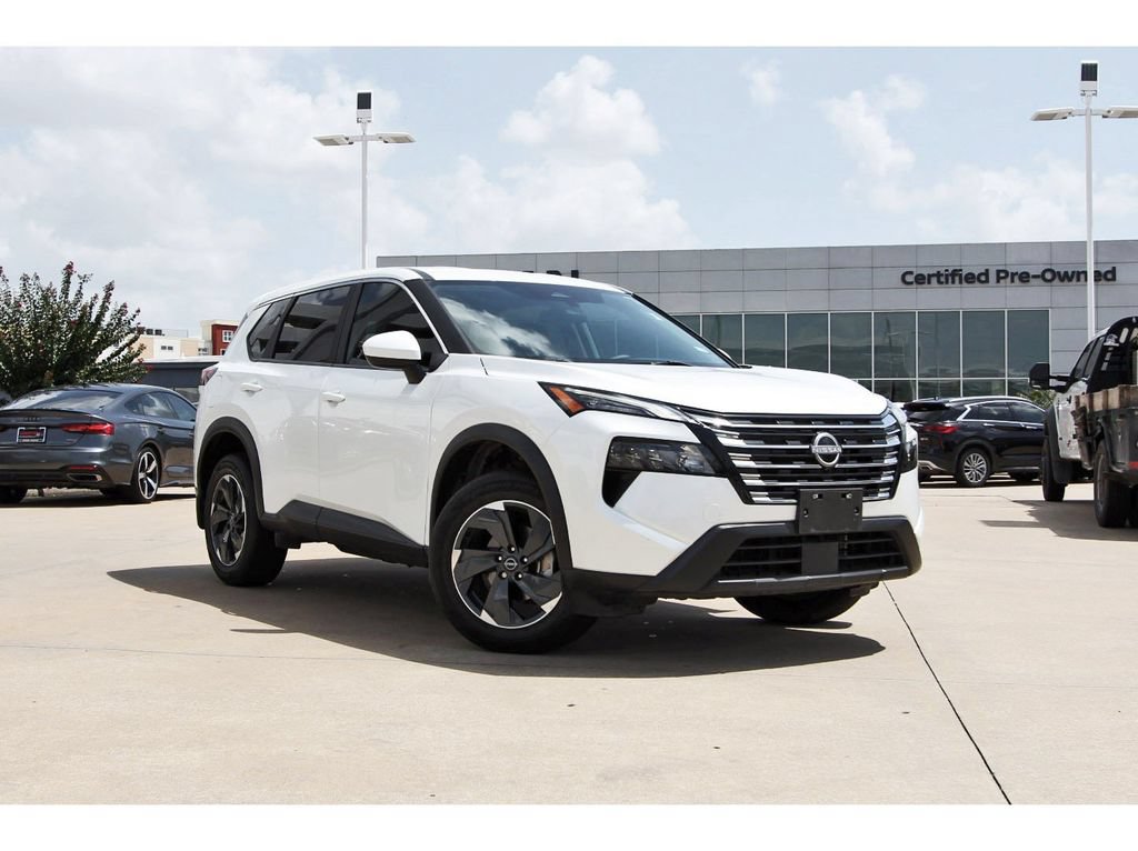 Used 2024 Nissan Rogue SV AWD/4WD image 1