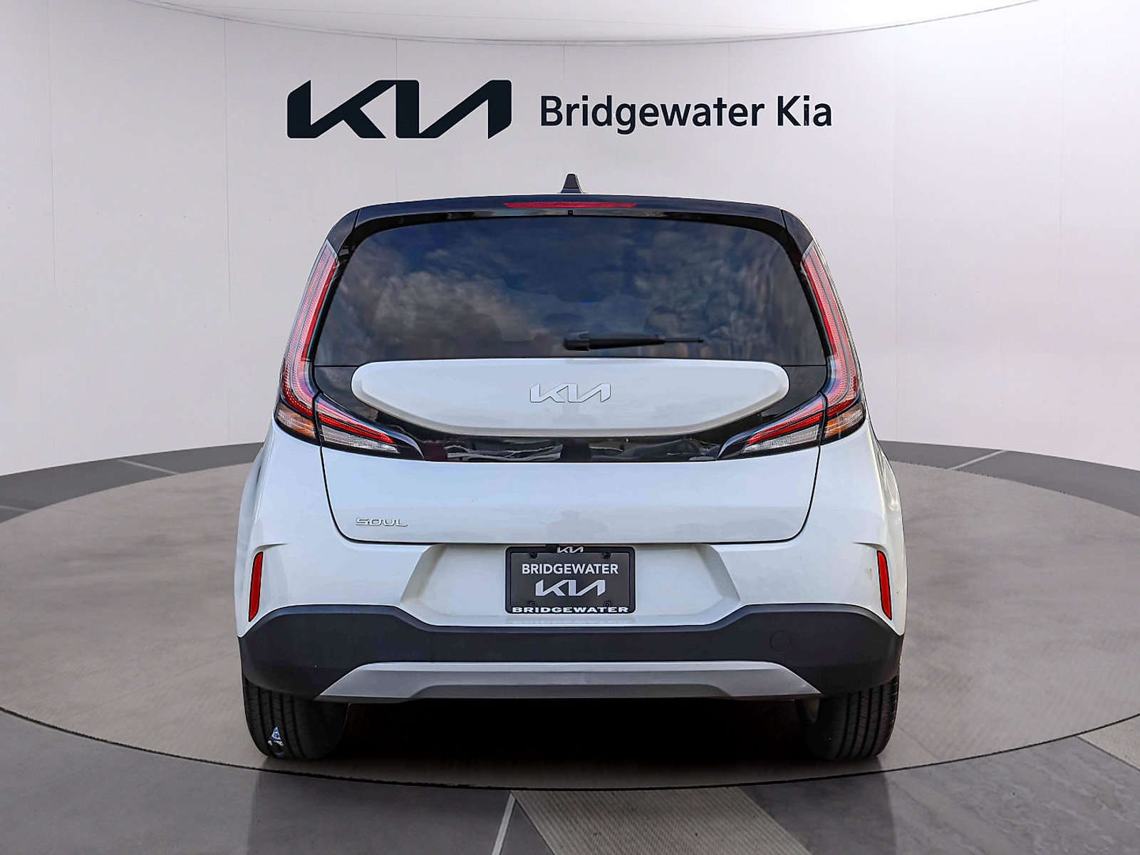 Certified 2023 Kia Soul S FWD image 5