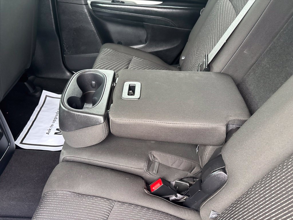 Used 2020 Dodge Journey SE FWD image 36