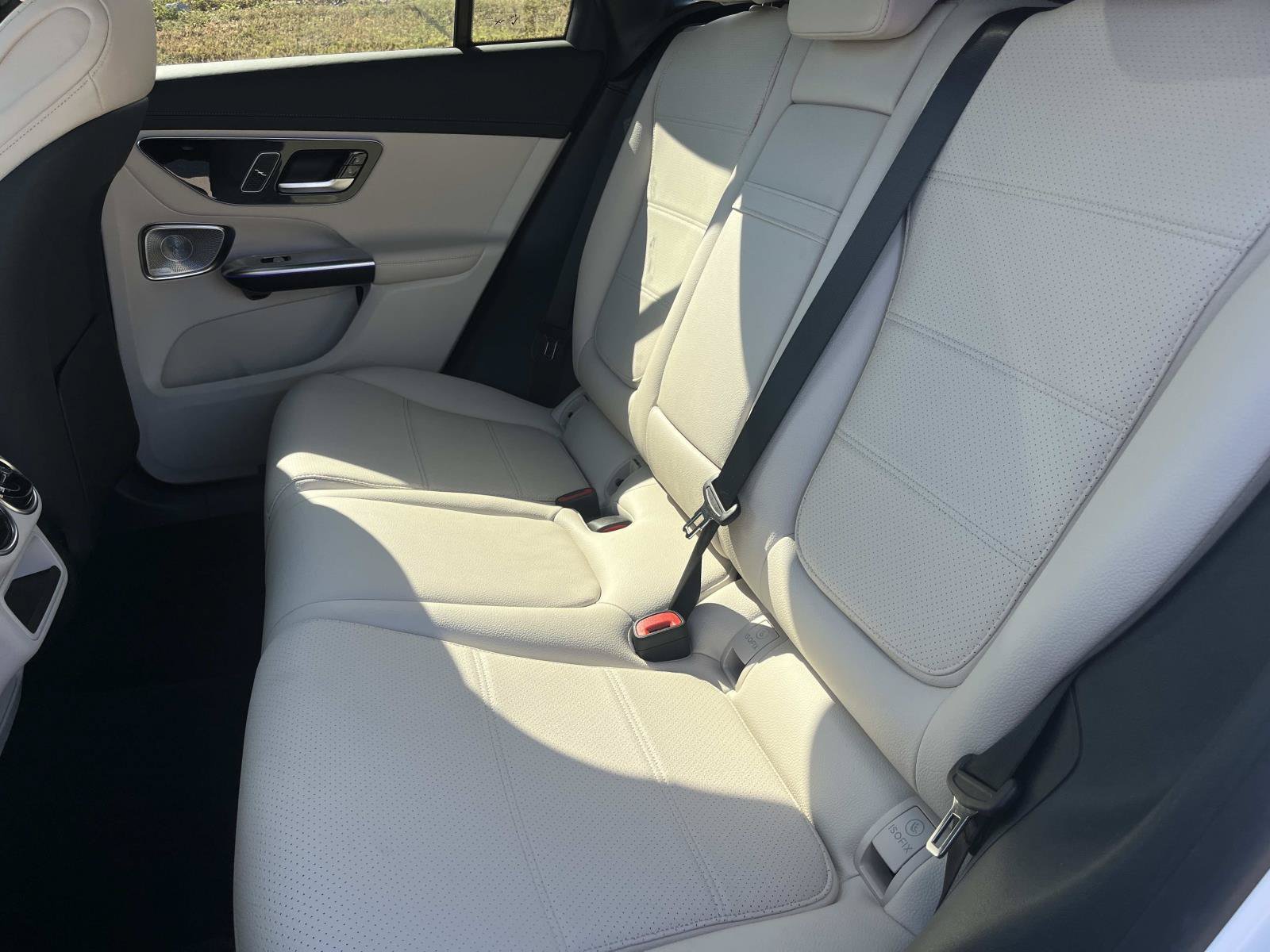 Certified 2025 Mercedes-Benz GLC 300 image 17