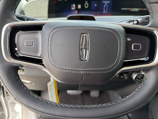 New 2026 Lincoln Navigator L Reserve AWD/4WD image 24
