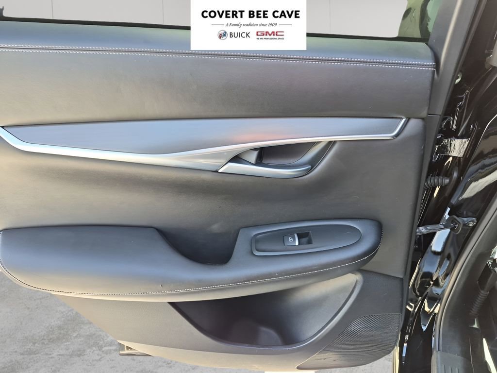 Used 2022 INFINITI QX50 Luxe w/ Appearance Package image 18