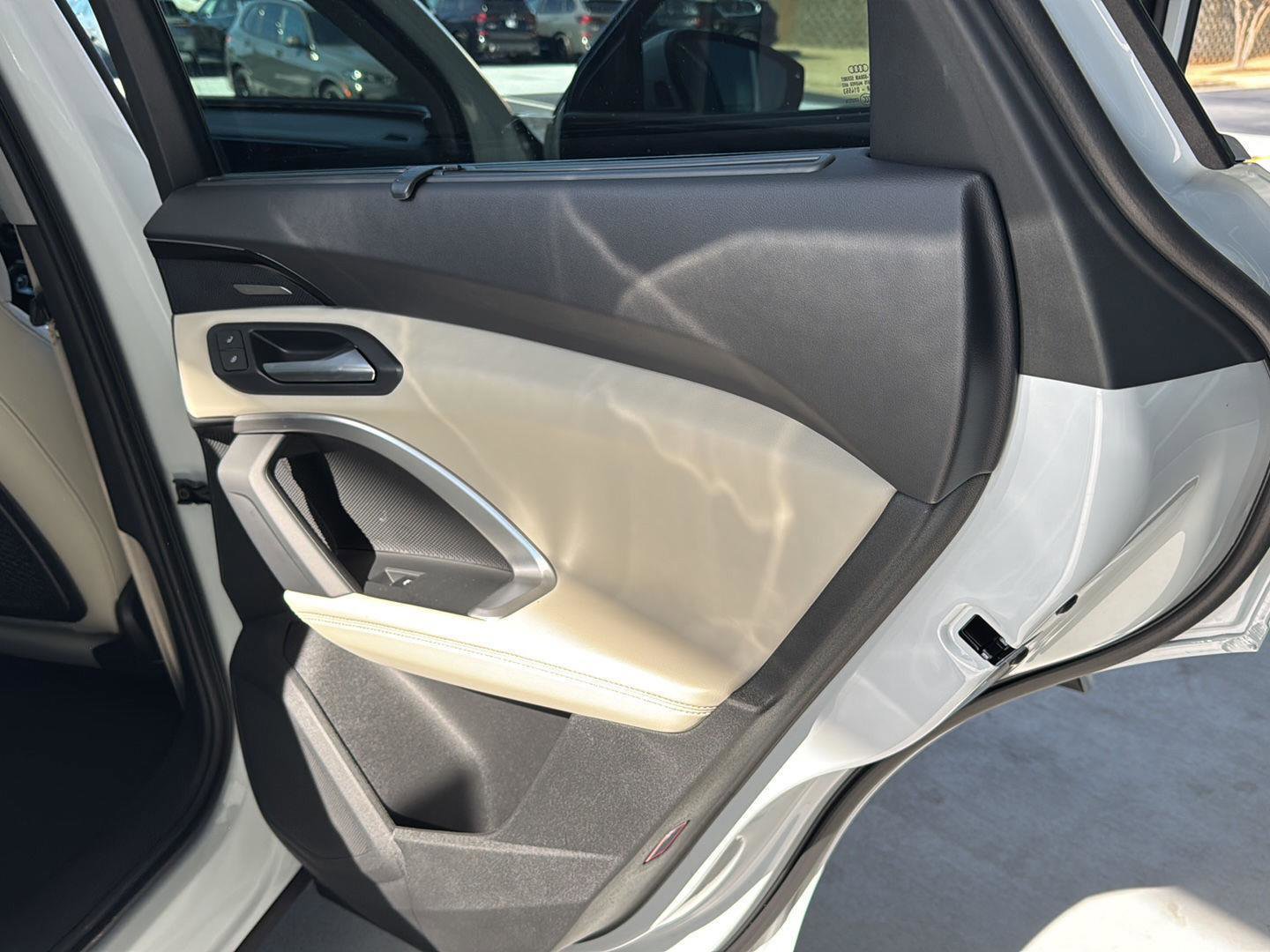 Used 2025 Audi Q5 Premium Plus image 12