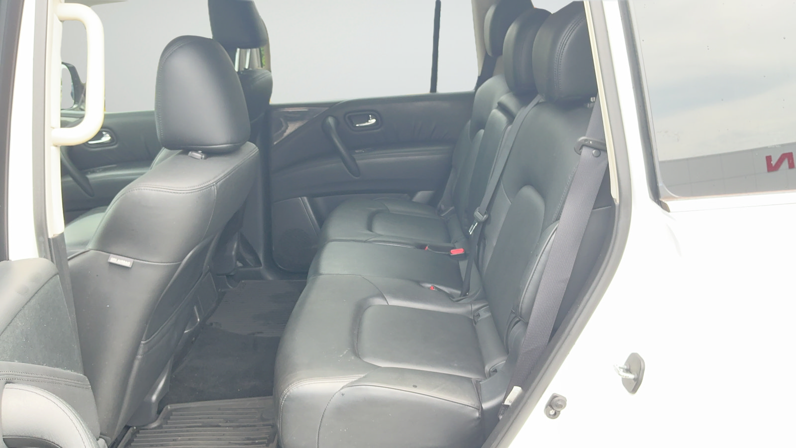 Certified 2023 Nissan Armada SV w/ Cargo Package AWD/4WD image 39