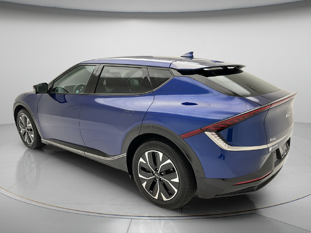 Used 2024 Kia EV6 Wind w/ Wind Technology Package AWD/4WD image 4